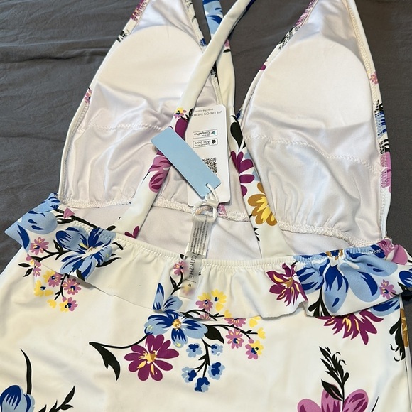 Cupshe one piece swimsuit - Picture 5 of 5